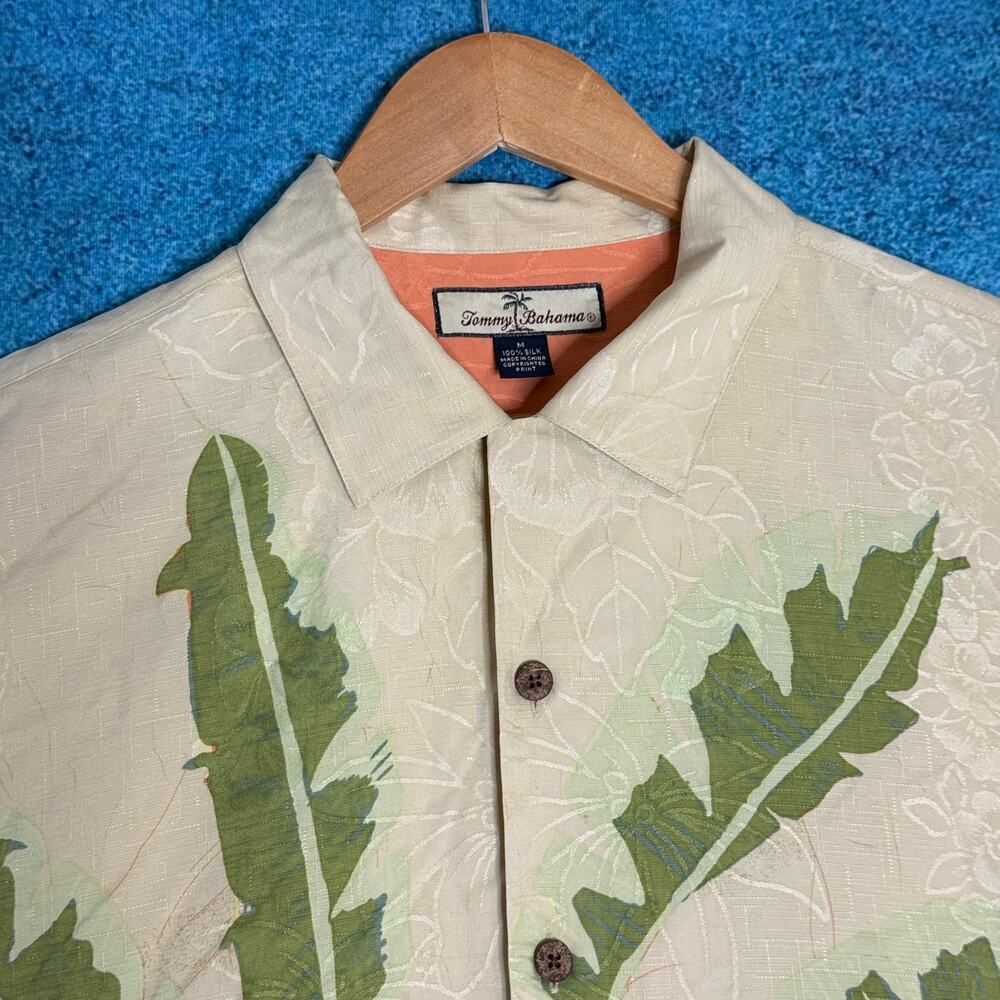 Tommy Bahama Silk Shirt Men’s M Beige Green Floral VTG Button Up Casual Aloha - Picture 2 of 16